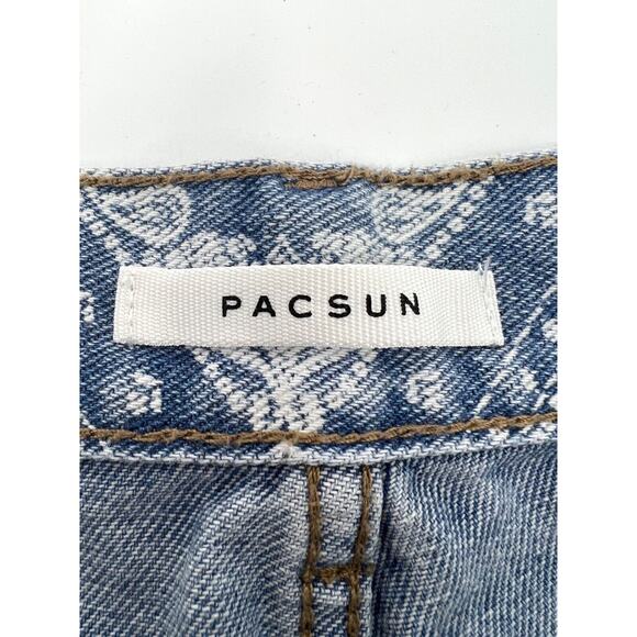 PacSun Bandana Print High Rise Straight Crop Jean Button Fly Size 26 - Picture 3 of 12